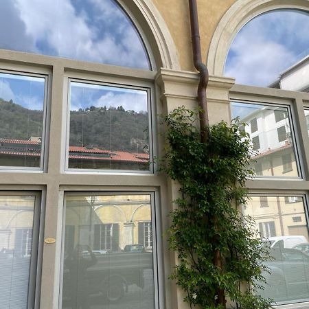 L'Arco Del Convento Apartment Como Luaran gambar